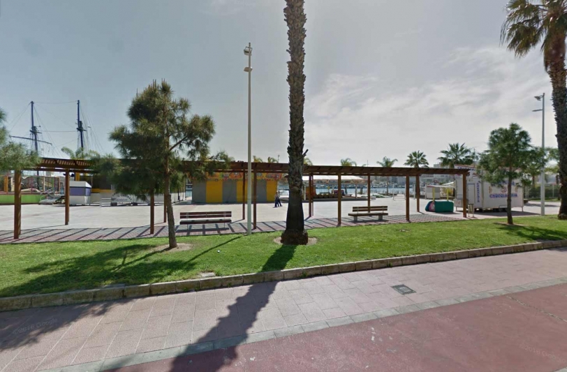 Llega un año más la exposición de la Caixa al paseo del puerto de Gandia