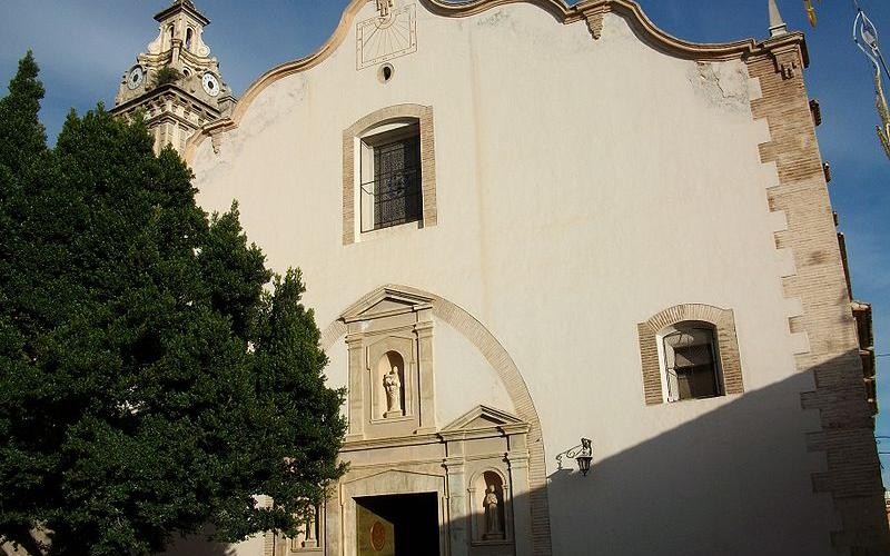 Fallece el sacerdote Miguel García Aznar que fue párroco y profesor en Oliva