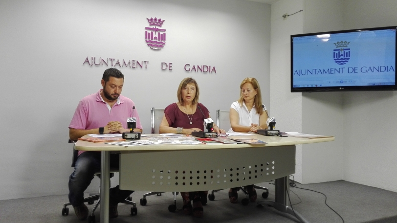 El autobús itinerante de la AECC llega mañana al Paseo Marítimo de Gandia