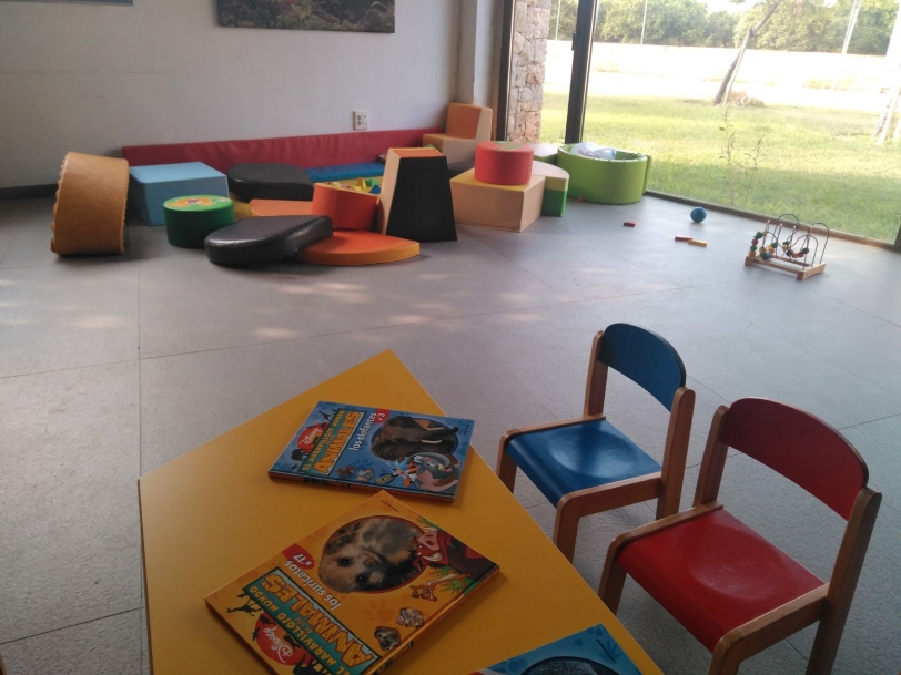 El Centre Social de Marxuquera ya dispone de un nuevo espacio de juegos