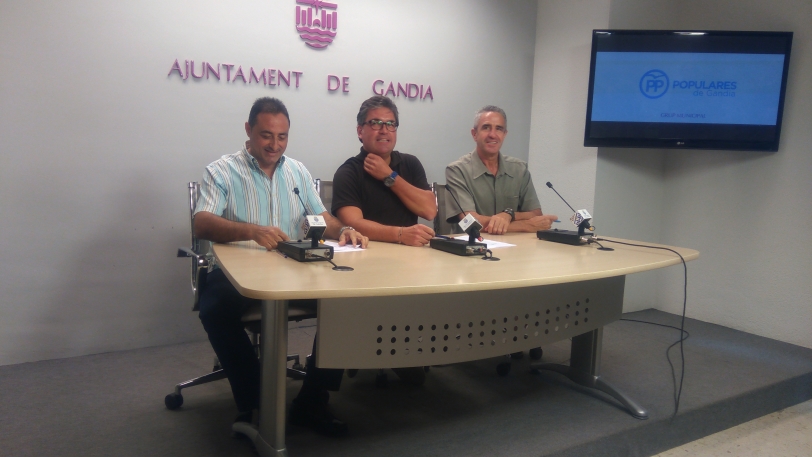 El Partido Popular de Gandia ha criticado la falta de seguridad de la playa