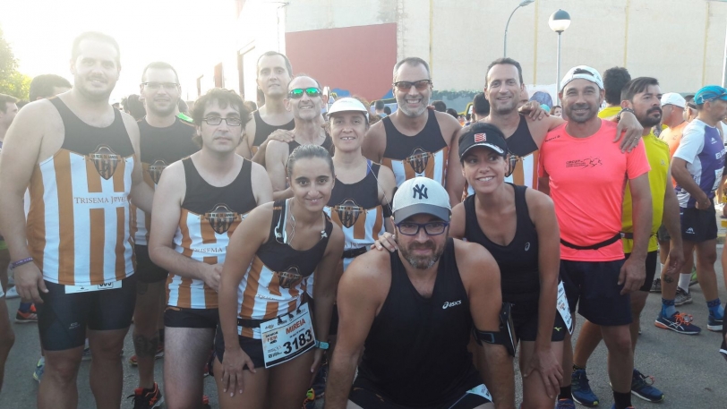 16 representantes del GR Real de Gandia en la Correguda d'Almoines