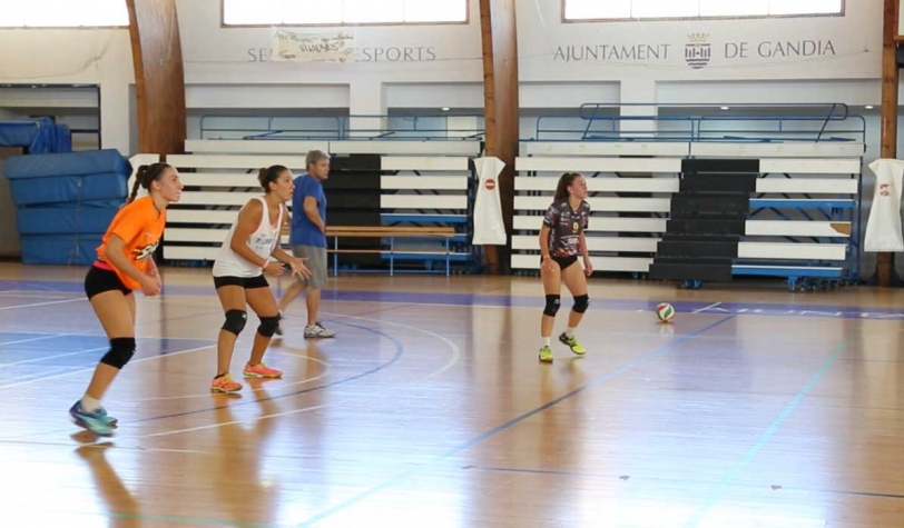 El equipo senior del CV Gandia inicia la temporada 2017-18