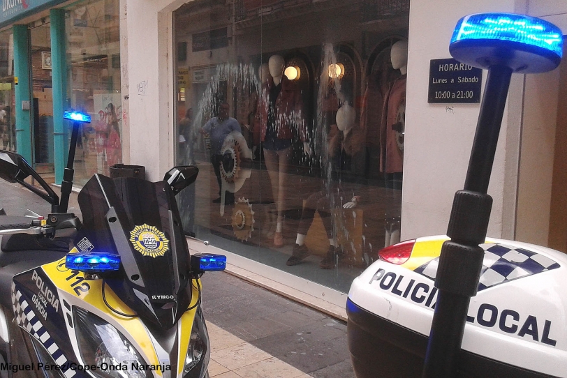 La Policía identifica al vándalo del ataque con ácido a comercios de Gandia