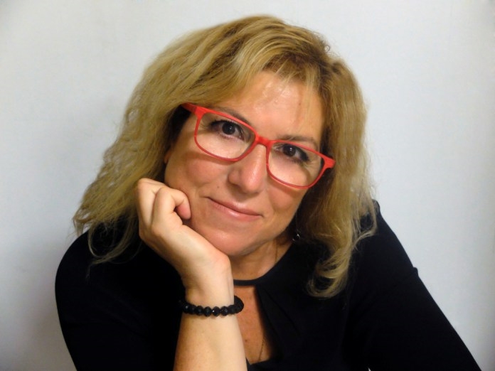 Inmaculada Guerrero Bolinches es la Mantenedora de la Fallera Mayor de Oliva
