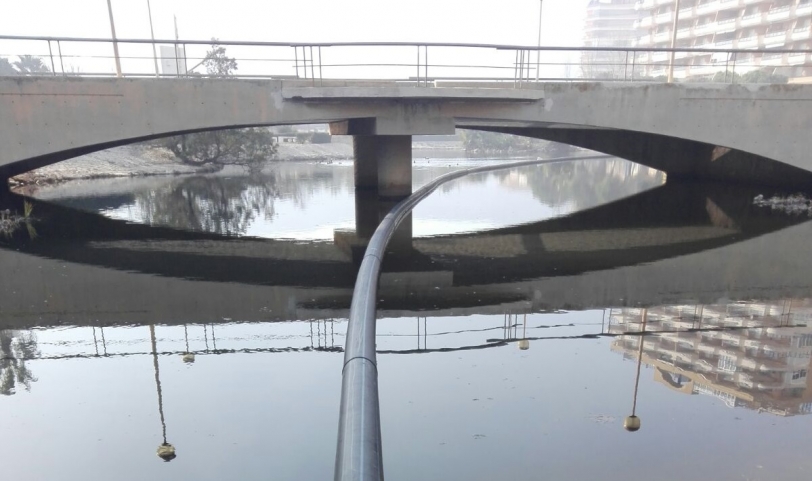 Tavernes mejora el sistema de filtraje y oxigenación de las aguas de su lago