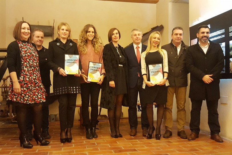 Comerciantes de Oliva entregan los premios del XXIV Concurso de Escaparates