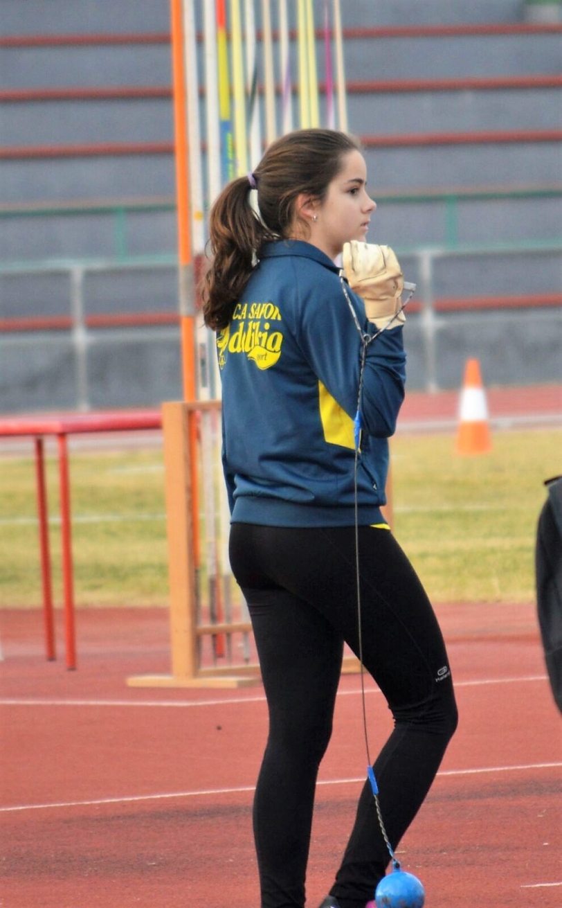 El Club de Atletismo Safor Delikia Sport participó en lanzamientos largos