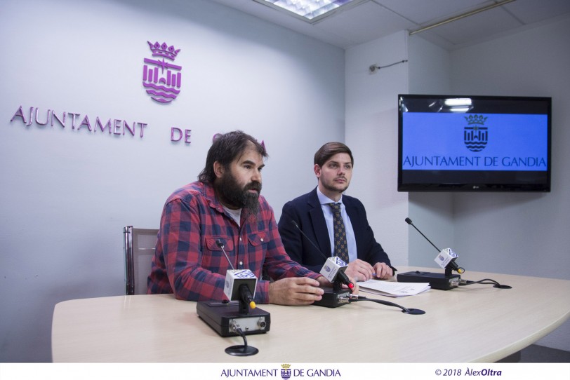 Gandia planea unir las líneas de bus de La Marina y Urbanet