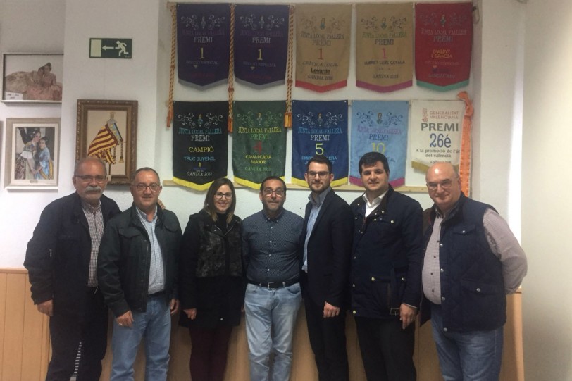 Los artistas José Sanchis y Sergio Gómez repiten en la falla de la Vila Nova