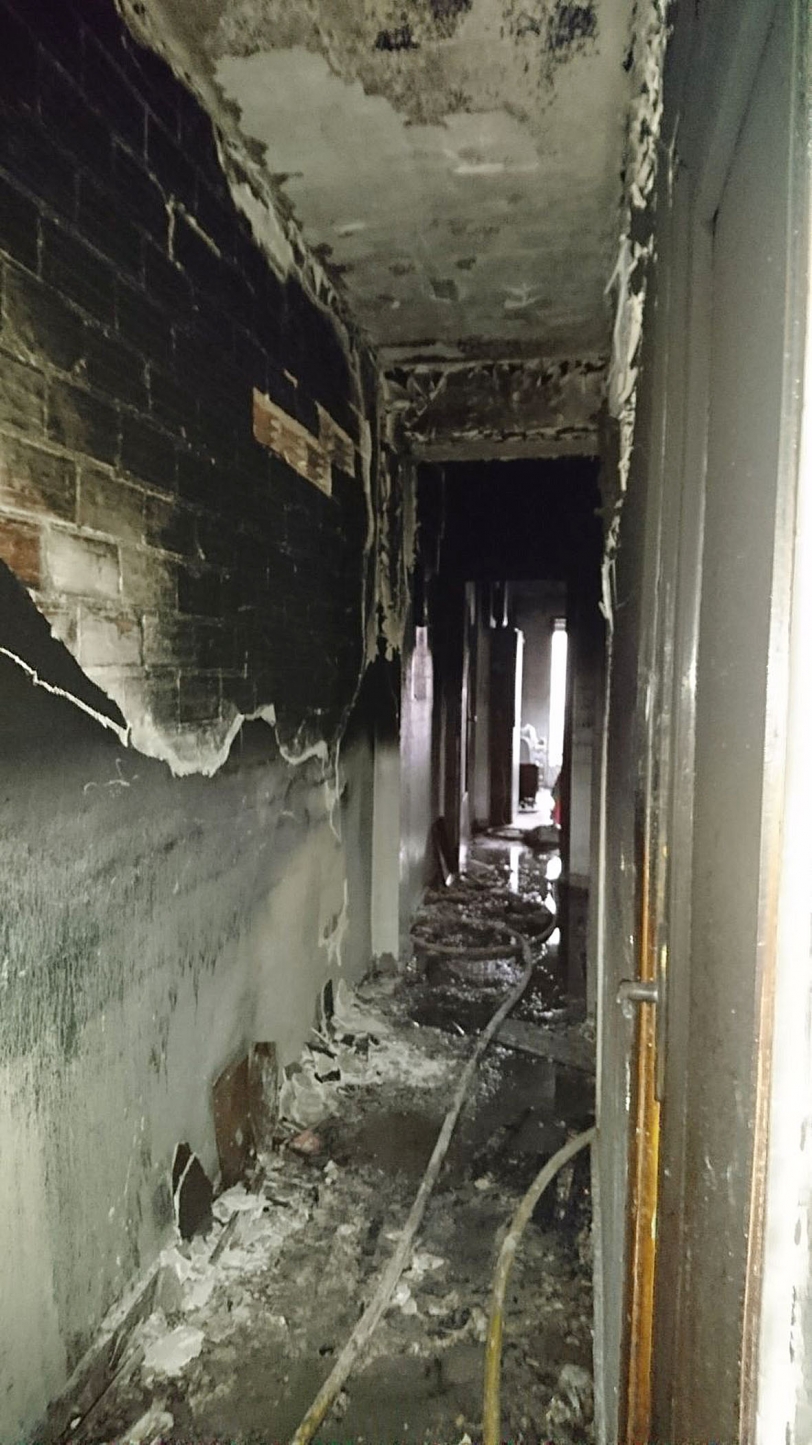 Un perro muere en un incendio en un edificio de Xeraco que fue desalojado