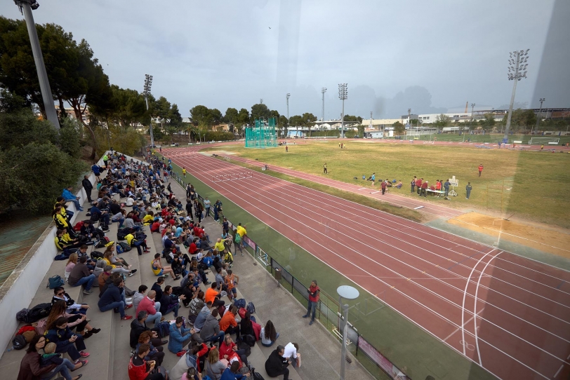 Gandia estrena la homolgación de la pista de atletismo con un Provincial