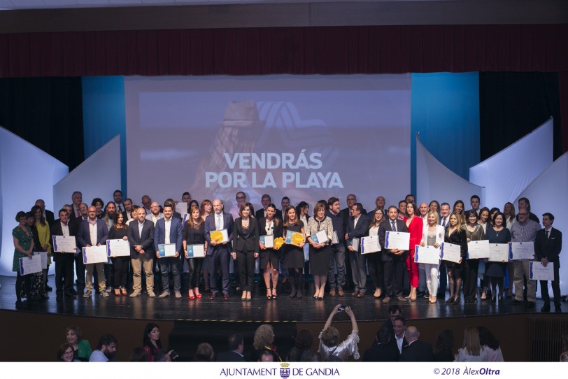 PP: La Gala de Turismo es para proyectar a la alcaldesa en 75 de 101 fotos
