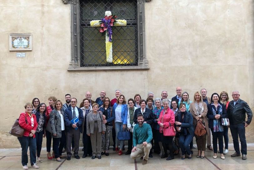 Las Hermandades de Gandia participan en la bendición de las Cruces de Mayo