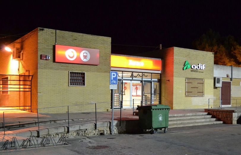 Una banda realiza un butrón en la estación de Xeraco y se lleva 4.000 euros