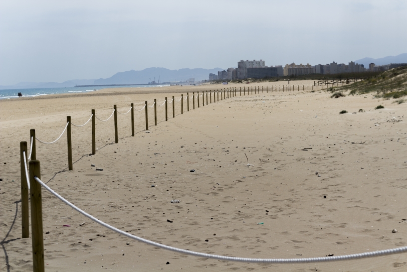 Xeraco iniciará los trámites para acotar la playa del Corriol