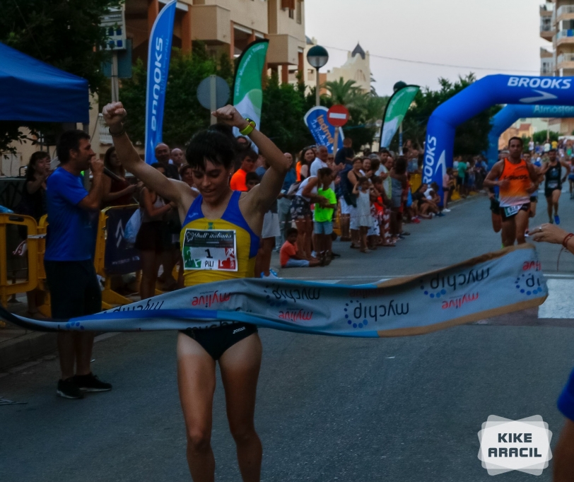 Pilar Vázquez gana la 30 Volta a Peu a la Platja de Tavernes de la Valldigna