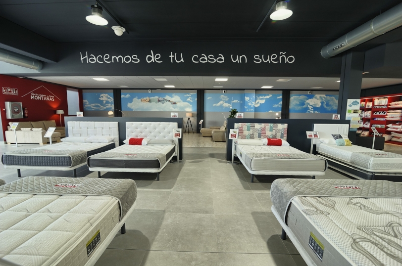 La Tienda HOME destina colchones para los evacuados en el incendio de Gandia