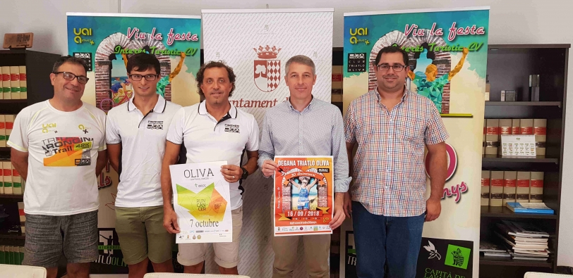 Medio millar de triatletas participan en el XXX Triatlón Ciudad de Oliva