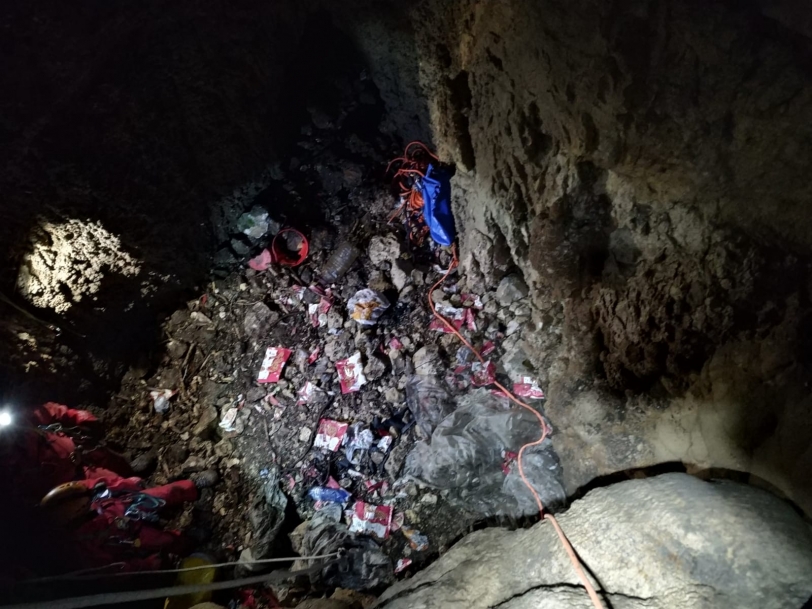 Veinte kilos de basura extrae el CETV de l'Avenc del Marbre en Benifairó