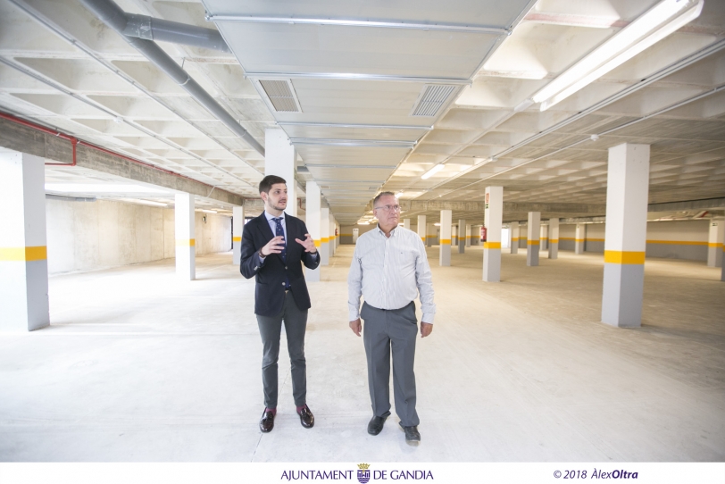 Parking subterráneo de Corea: 25 euros coches y 15 euros motos al mes