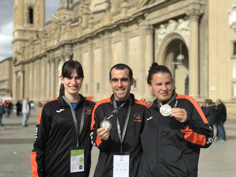 Espurna regresa de Zaragoza con seis medallas en el Nacional de atletismo