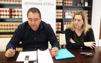 El PP de Oliva tilda de alcalde en funciones a González por las ayudas