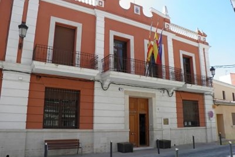 L'Alqueria de la Comtessa aprueba las ayudas económicas para sus alumnos