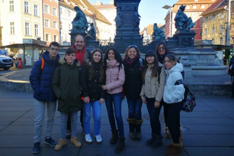 Alumnos del Abad Sola de Gandia viajan a Austria con el proyecto Erasmus+