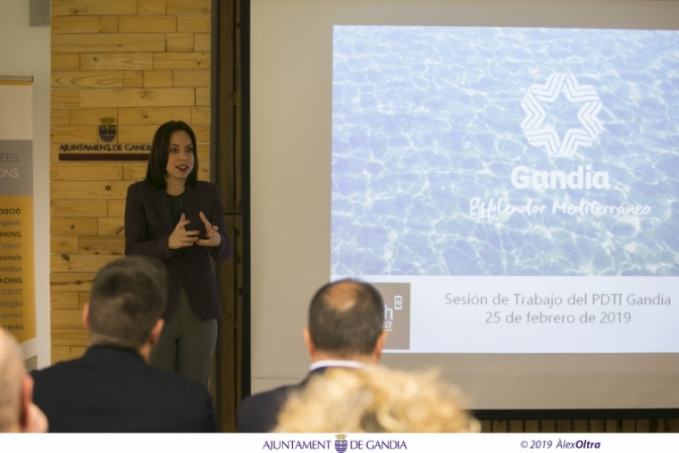 Gandia se adhiere a la red de destinos turísticos inteligentes del Consell