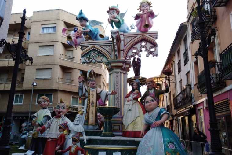Vila Nova se vuelve a alzar con el primer premio de fallas en especial
