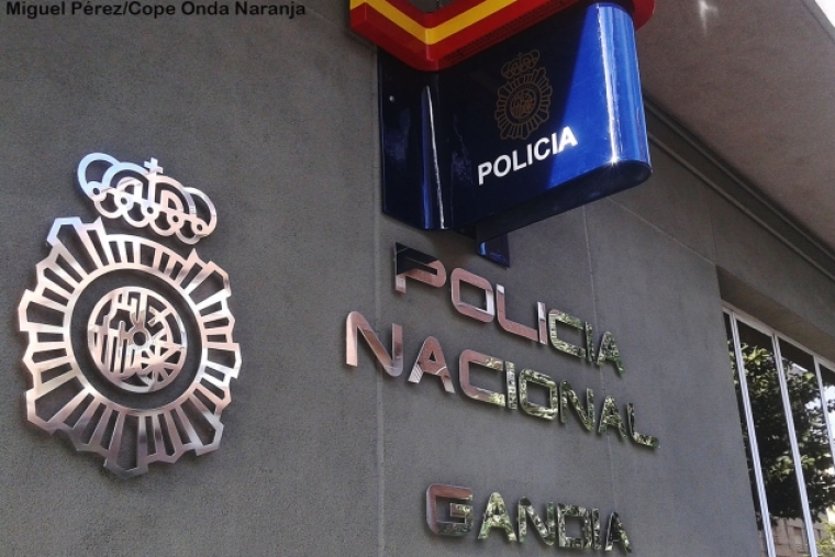 Detenido tras robar con unas tijeras el bolso a una pareja en la playa