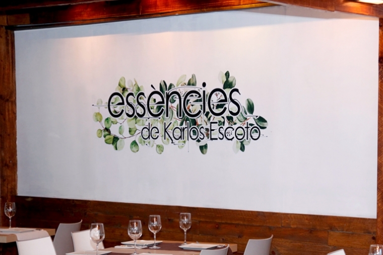 Karlos Escoto inaugura Essències en la Playa de Gandia