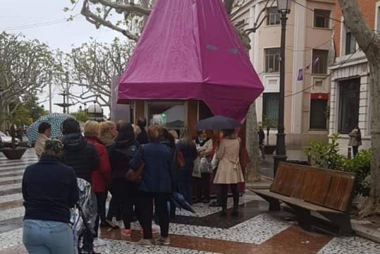 Devolución del alquiler de las sillas de la procesión del Viernes Santo