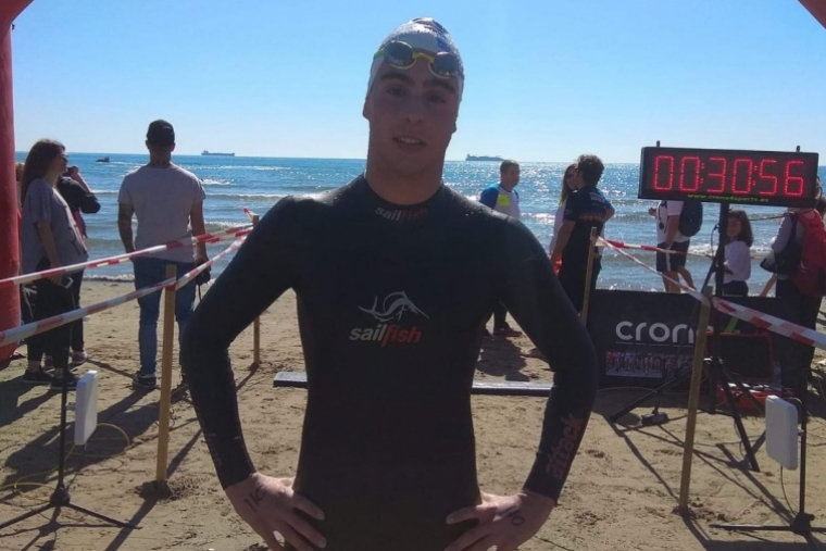Xavi Seguí, del NiE Gandia, campeón absoluto en la Travesía Lobos de Mar