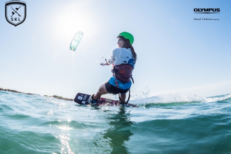 Oliva consigue canales públicos y escuela para deportes náuticos en la playa