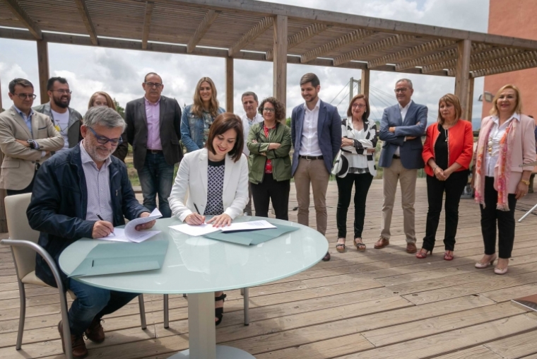 Gandia firma el Pacto del Serpis para gobernar los próximos cuatro años
