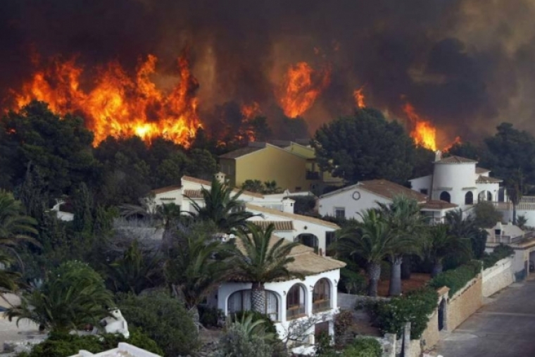 ¿Qué ha cambiado en las urbanizaciones tras el incendio del pasado verano?