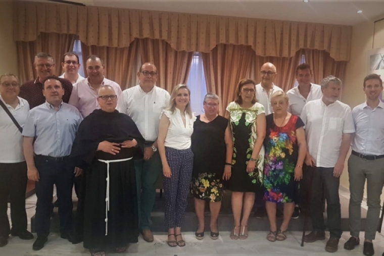Las Hermandades de Gandia entregan los 18.000 euros de Acción Social