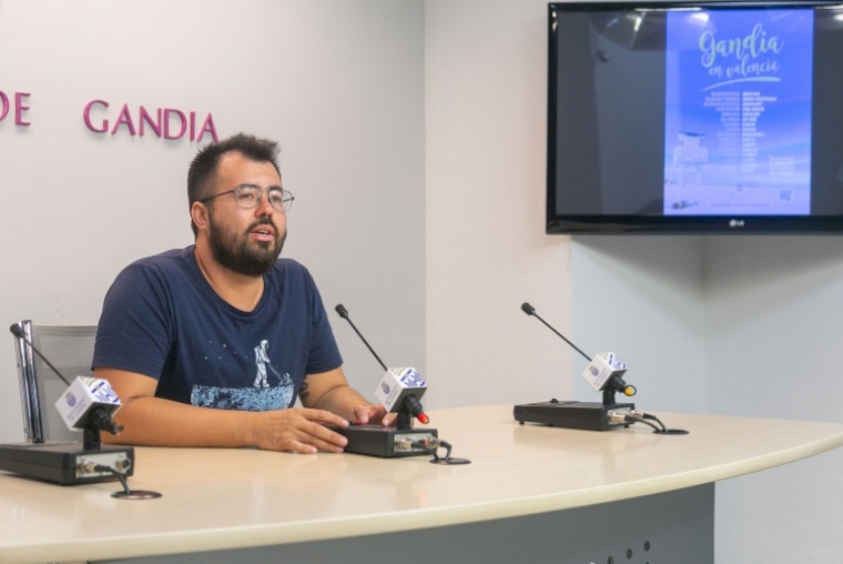 Gandia inicia una campaña para fomentar el valenciano entre los turistas