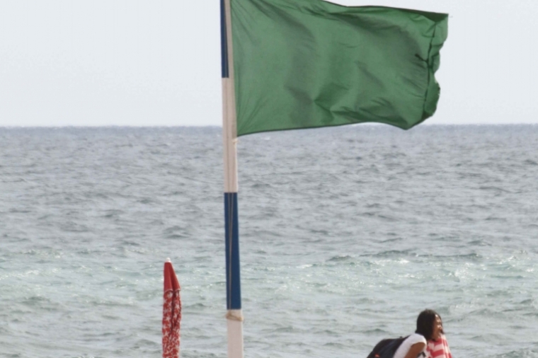 Gandia abre al baño la playa de Marenys de Rafalcaid pero no la de Venècia