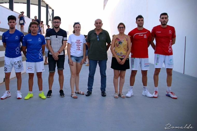 Xeresa trabaja para potenciar la pilota valenciana en el municipio