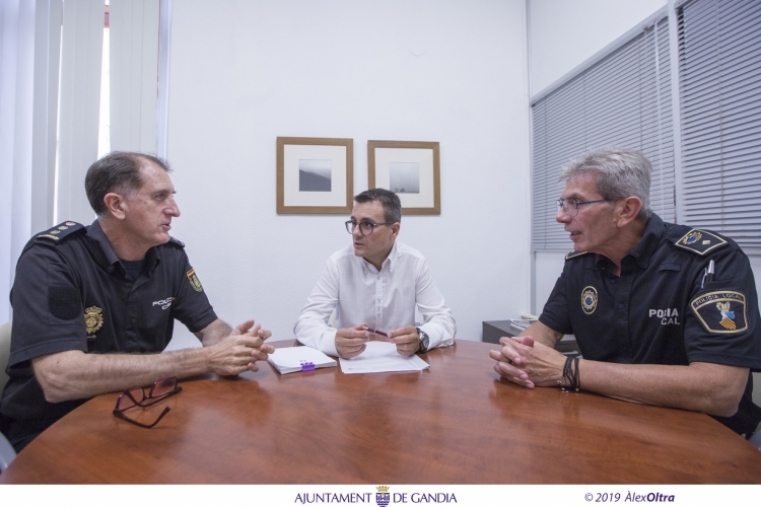 Policía Local y Nacional preparan ya el operativo de la Fira de Gandia