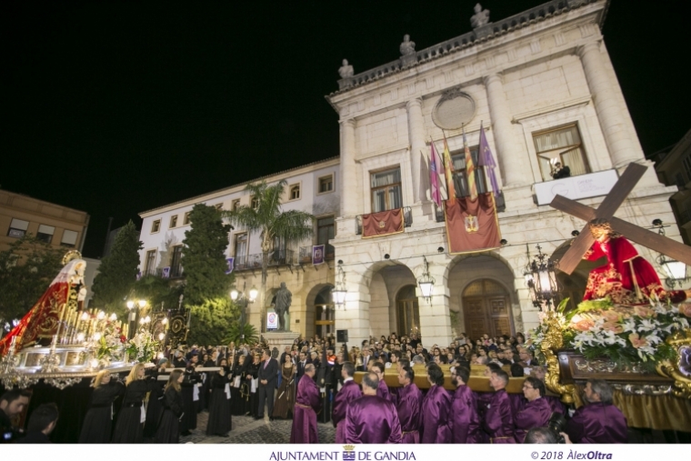 El consiliario de la Dolorosa deja en evidencia al Nazareno en Gandia