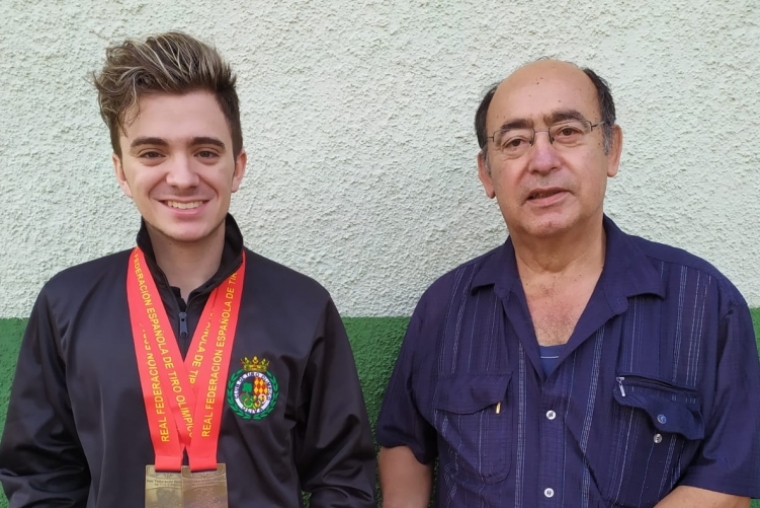 El tirador de Oliva, José L. París se despide de categoría por todo lo alto