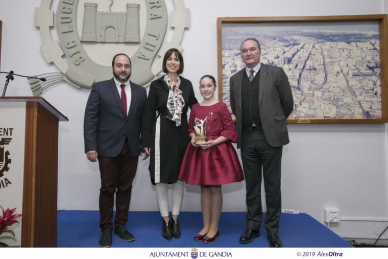 Las Fallas reciben el III Premio a la Trayectoria Cultural de Fomento Gandia