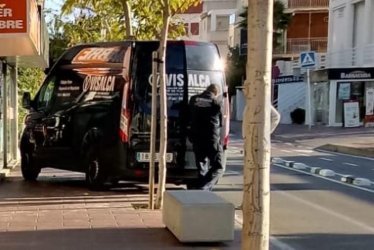 Imágenes que hablan por sí solas del nuevo carril bici del Grau de Gandia