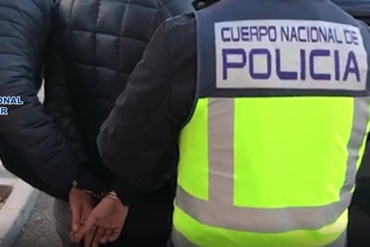 La Policía de Gandia detiene en Bellreguard a un mafioso buscado por Italia