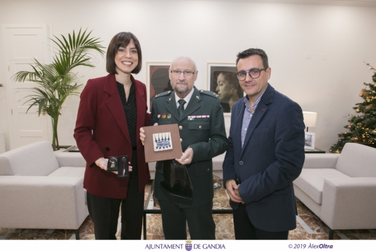 Gandia despide al Capitán de la Guardia Civil, Juan Carlos Pozo