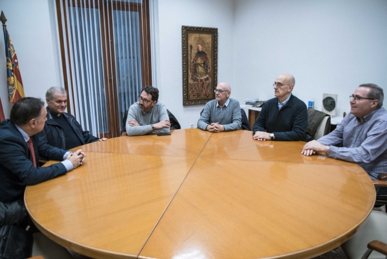 Diputación y Gobierno de Gandia dan un paso más para restaurar la Colegiata